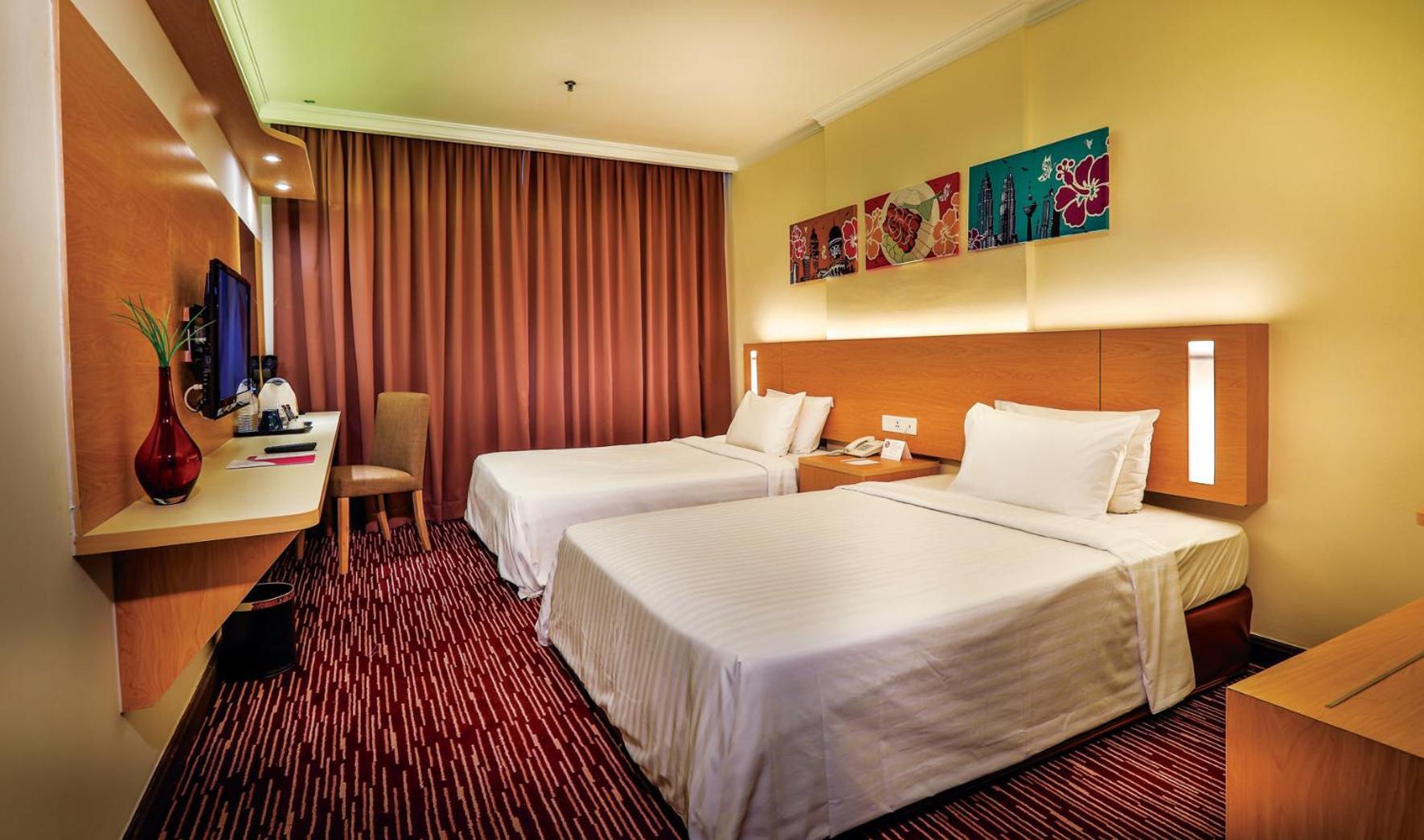 Rhr Hotel 加影 外观 照片