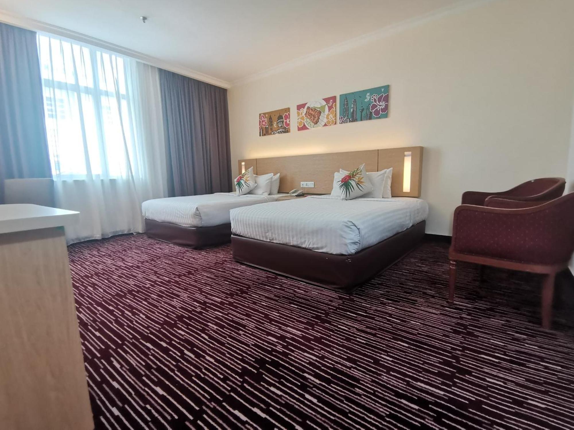 Rhr Hotel 加影 外观 照片