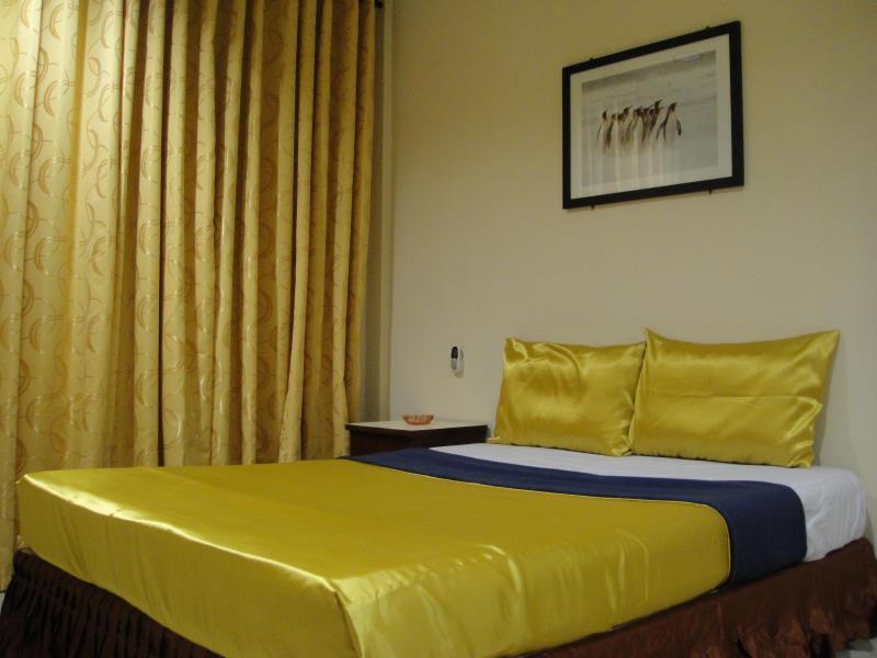 Rhr Hotel 加影 外观 照片