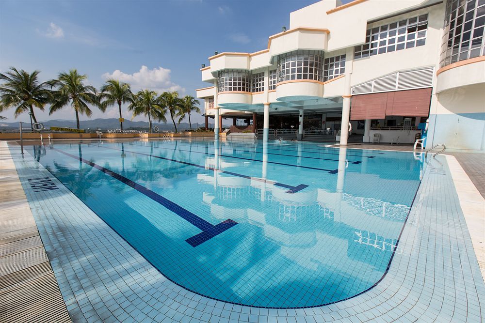 Rhr Hotel 加影 外观 照片
