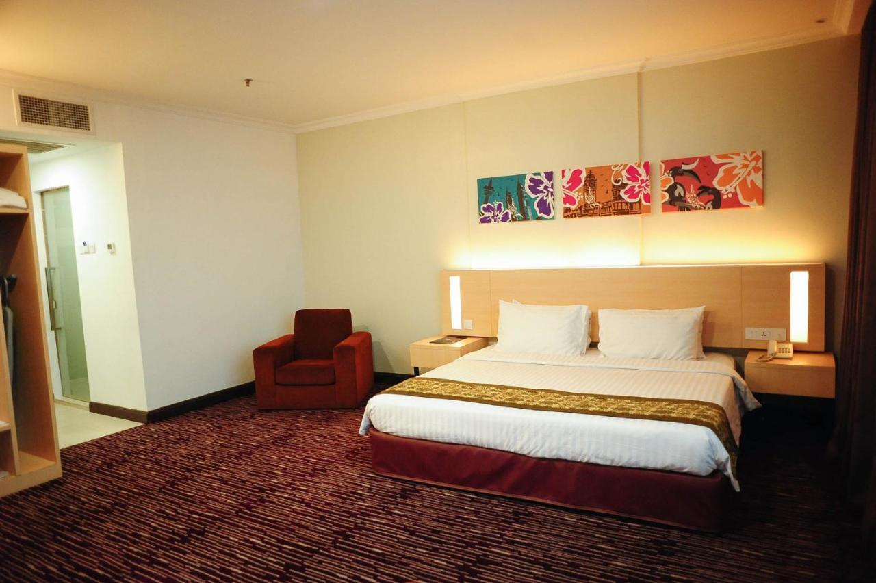 Rhr Hotel 加影 客房 照片