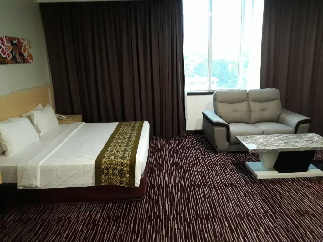 Rhr Hotel 加影 客房 照片